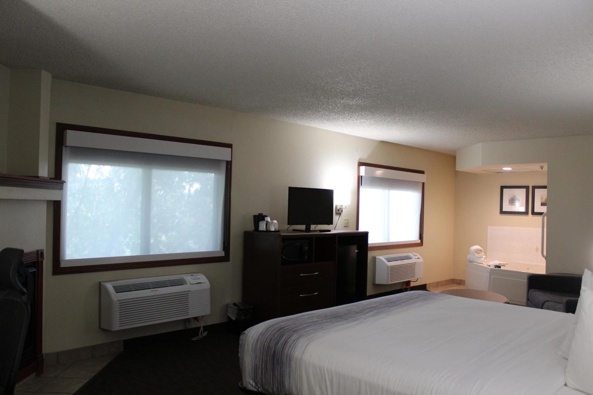 Hotel Americinn By Wyndham Windsor Ft. Collins